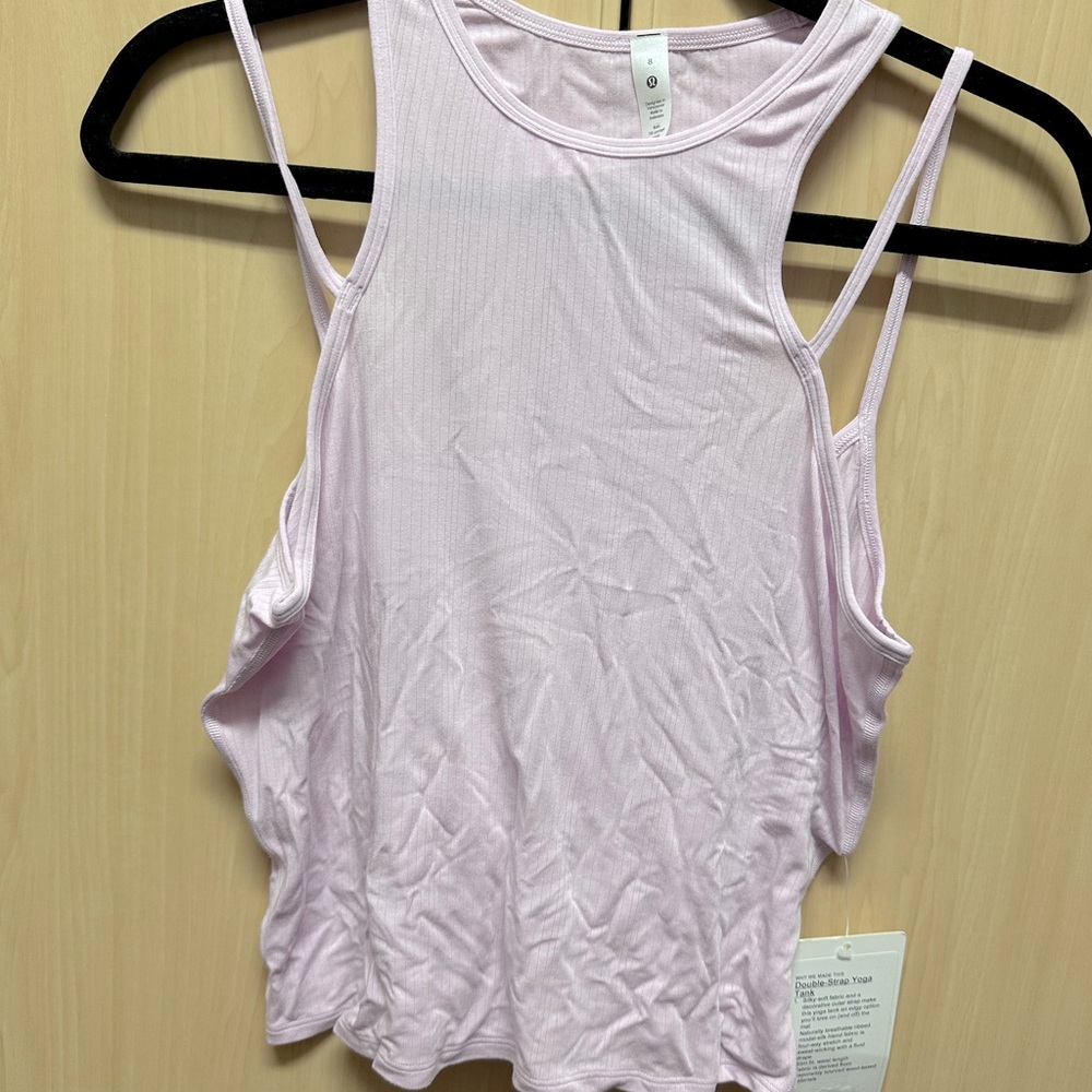 Lululemon double strap yoga tank - in light pink size 8. NWT